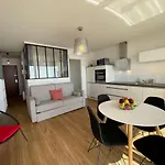 Grand 4 Pers, Balcon, Rénové, Proche Océan, - Fr-1-224c-160