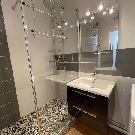 Grand 4 Pers, Balcon, Renove, Proche Ocean, - Fr-1-224c-160 Apartament *