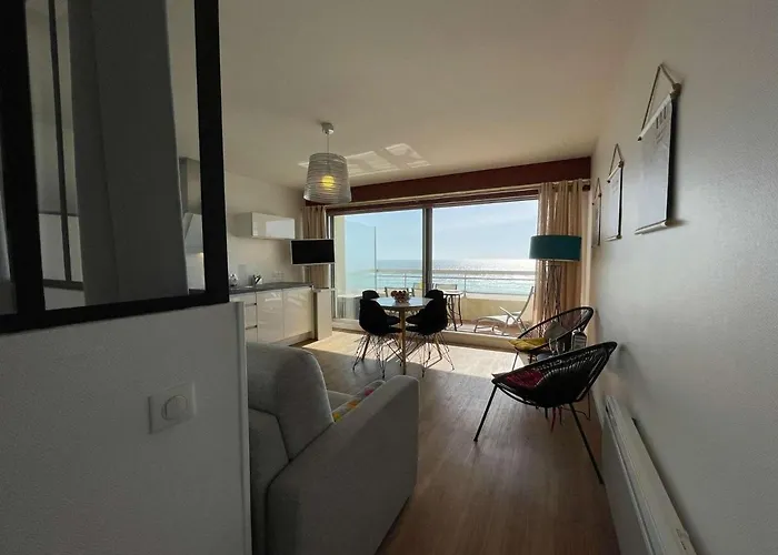 Appartement Grand 4 Pers, Balcon, Rénové, Proche Océan, - Fr-1-224c-160 *